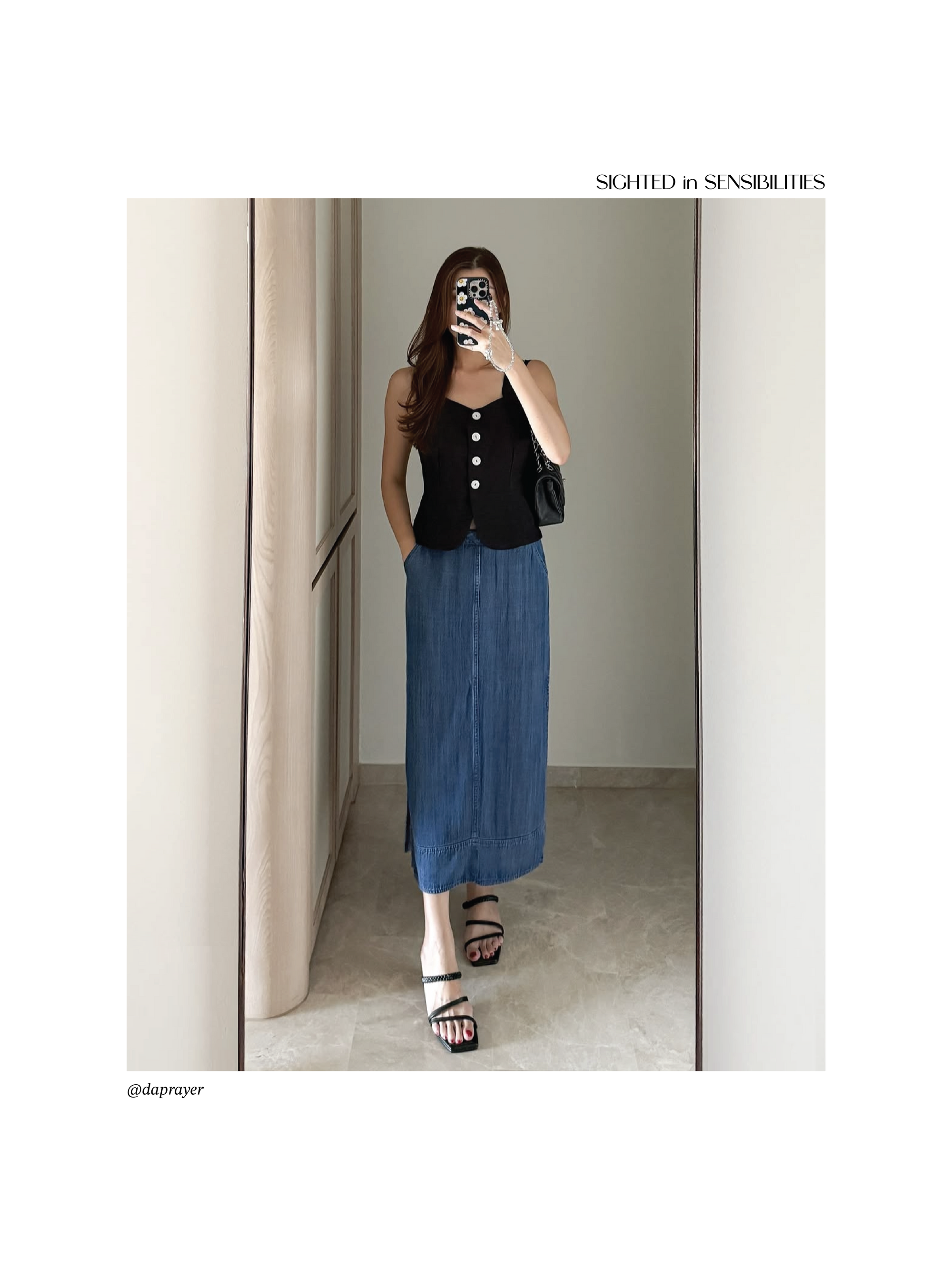 Gentle Denim Column Skirt in Dark Blue