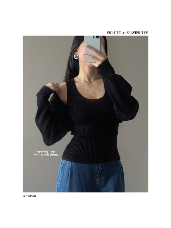 Seamless Knit Reversible Tank Top in Black
