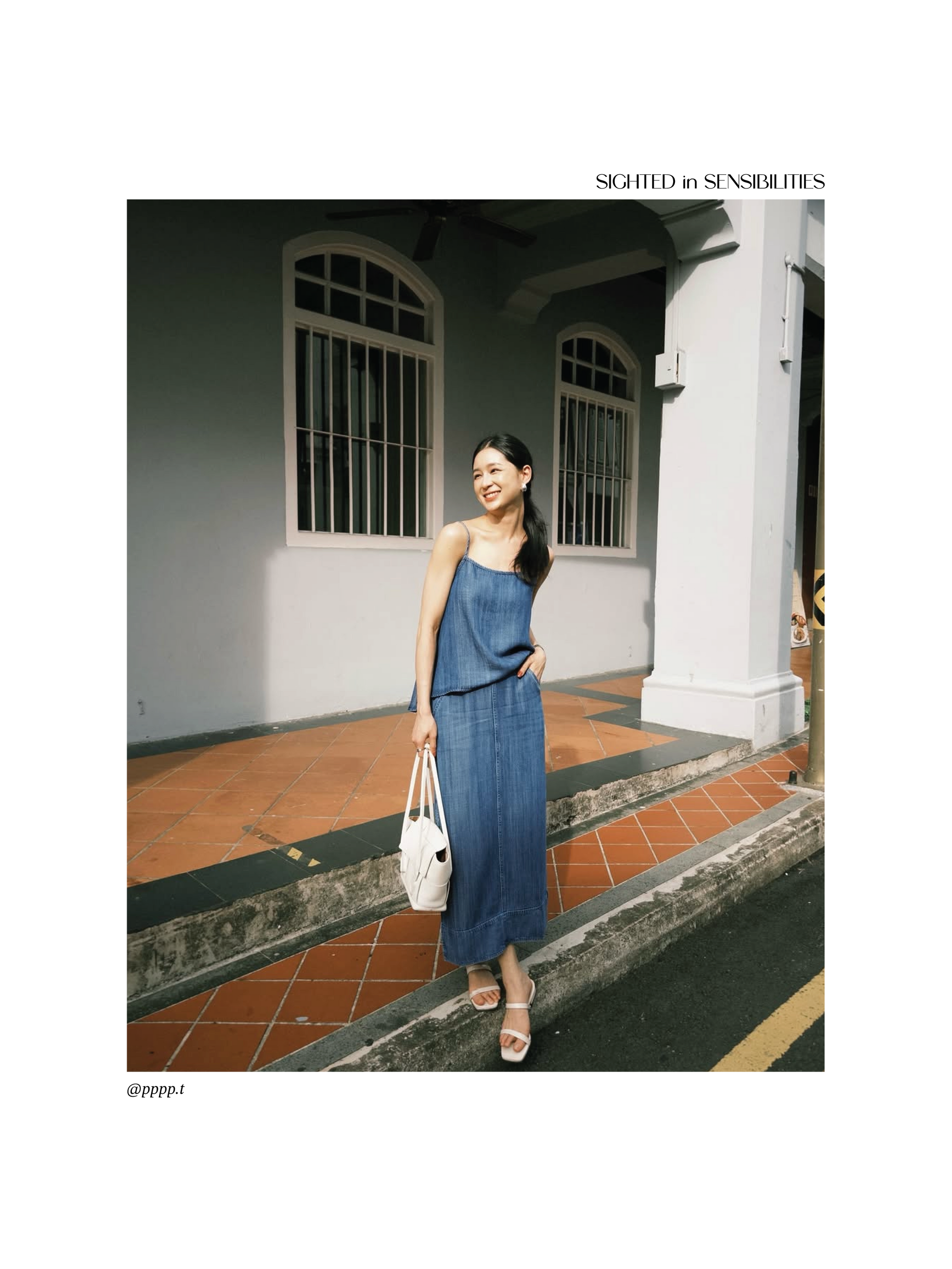 Gentle Denim Column Skirt in Dark Blue