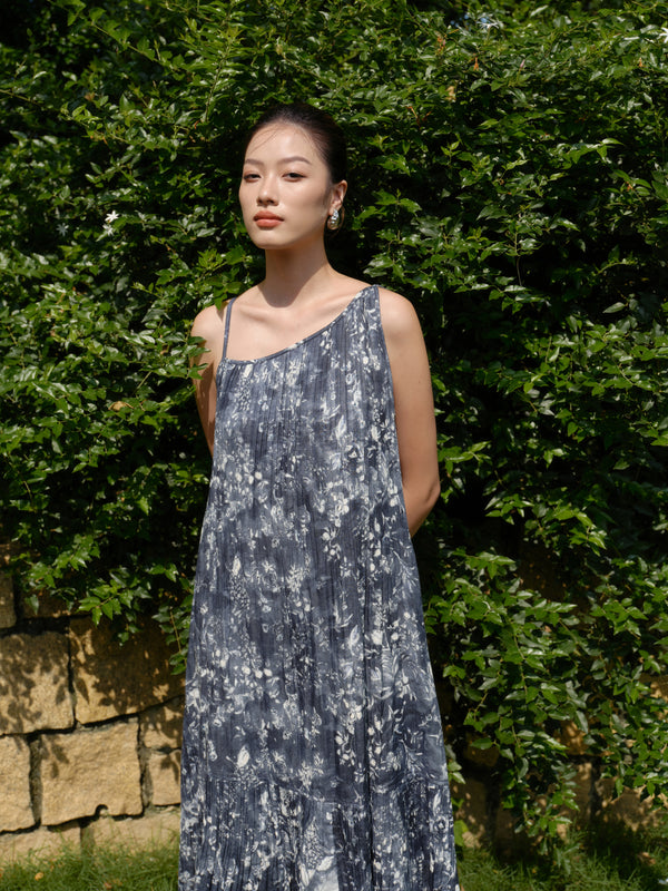 Asymmetric Neckline Artwear Dress in Midnight