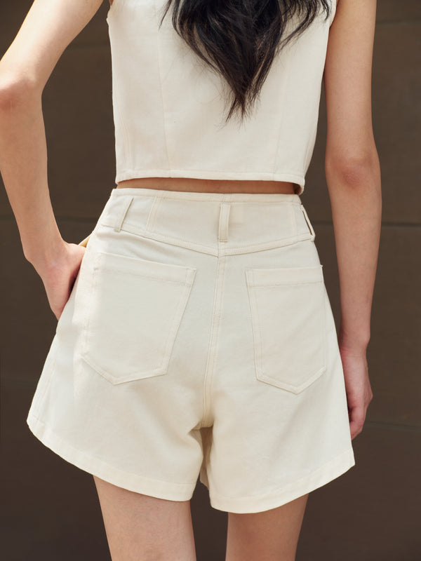 Gentle Denim A-line Shorts in Cream