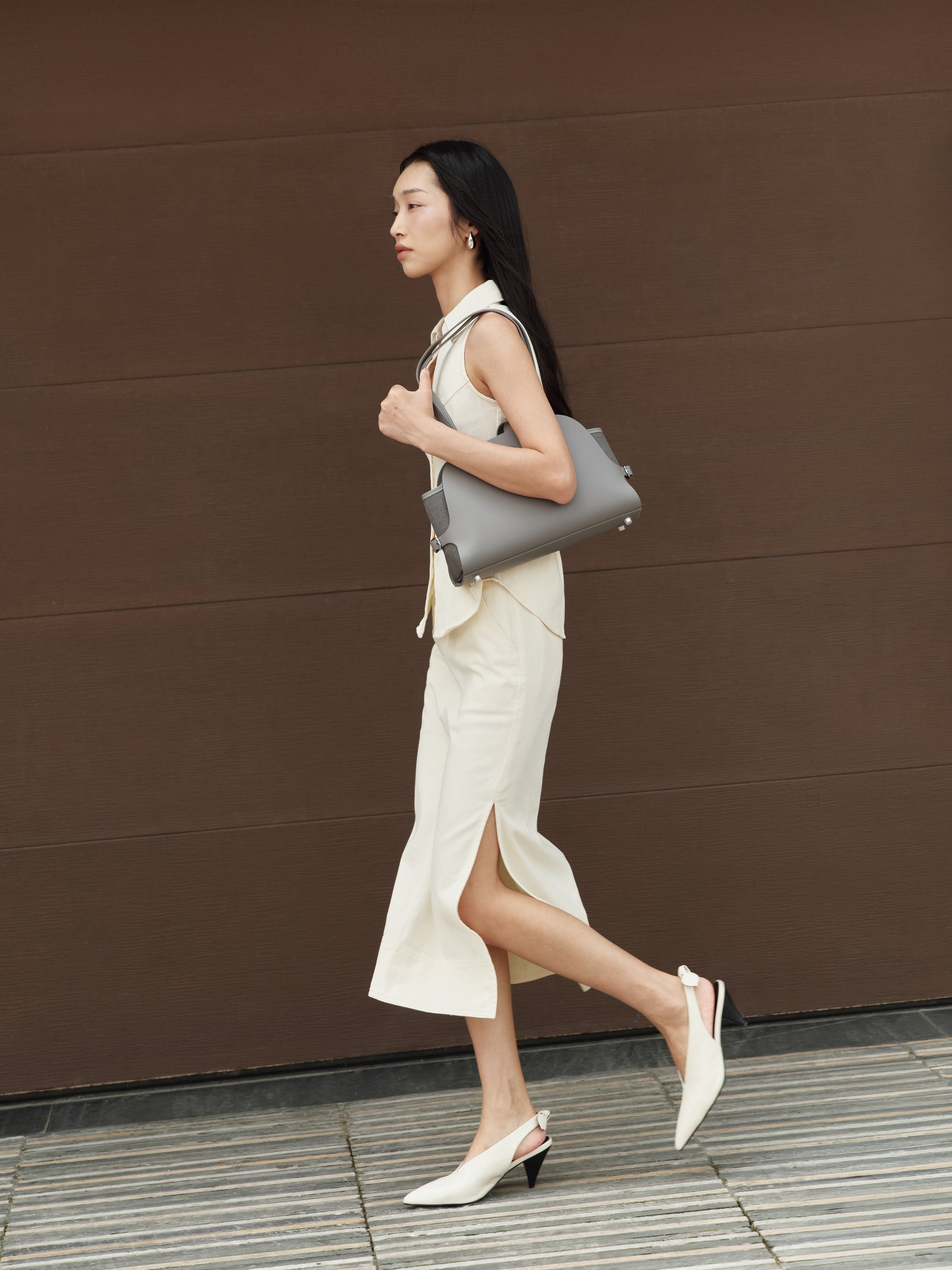 Gentle Denim Column Skirt in Cream (Preview)