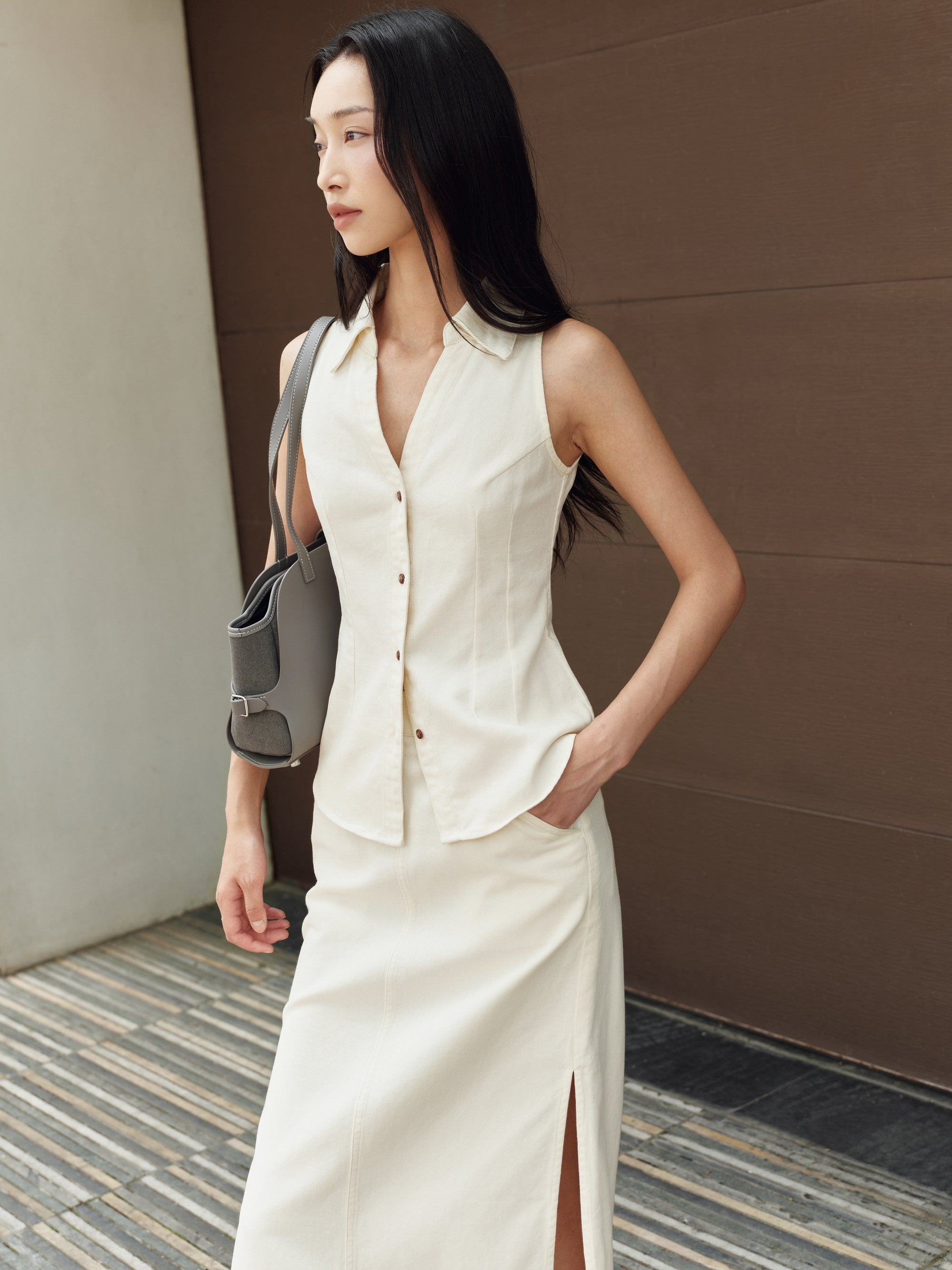 Gentle Denim Column Skirt in Cream (Preview)