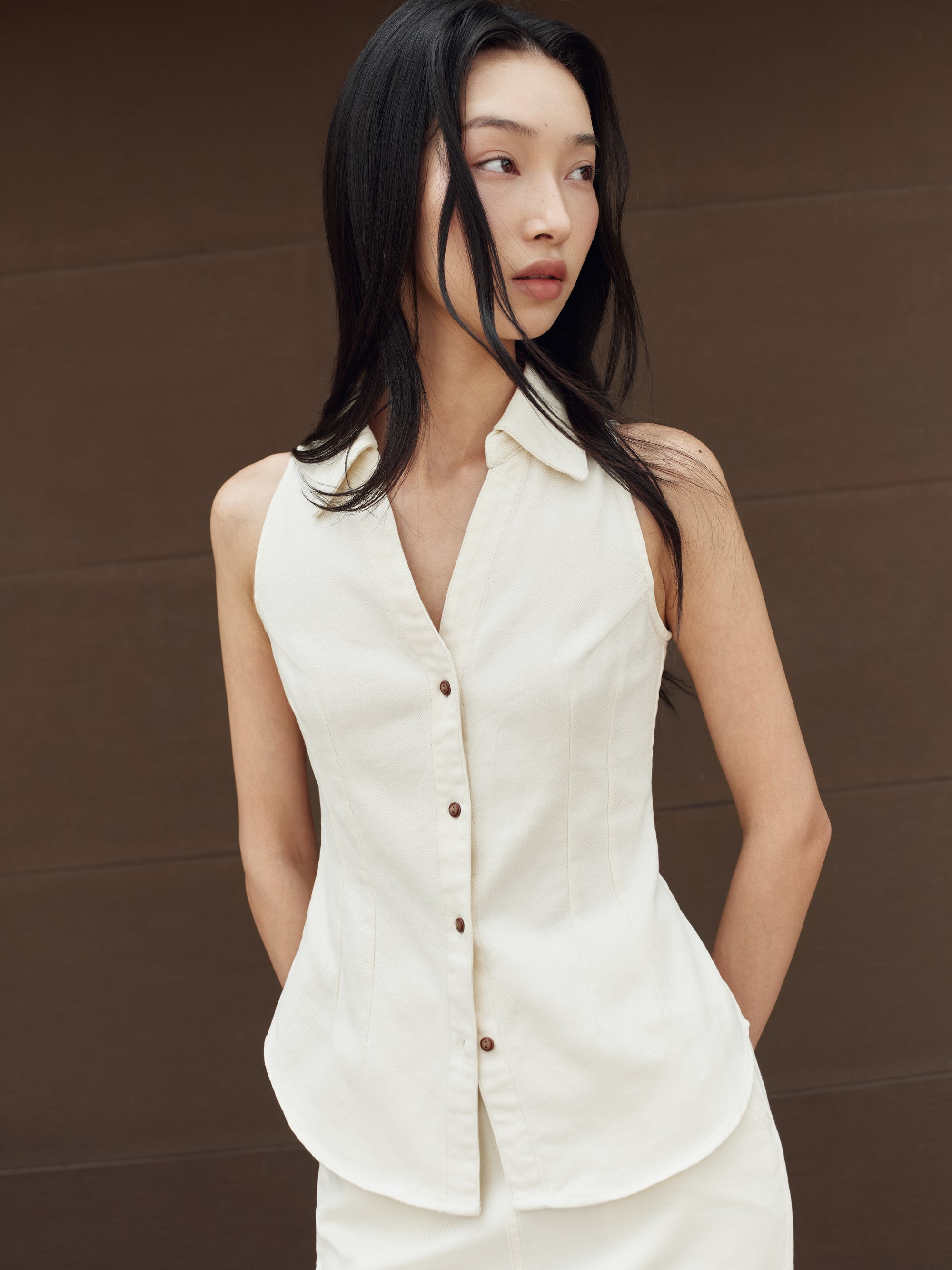 Gentle Denim Contrast Button Collared Top in Cream (Preview)