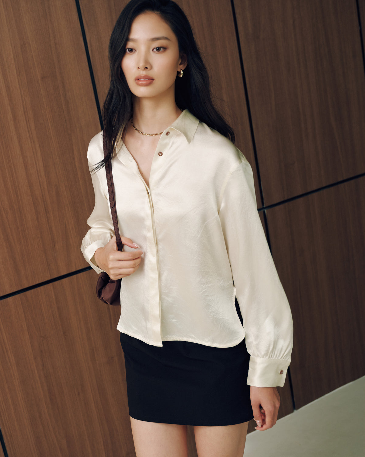 Naia™ Satin Multiway Contrast Button Shirt in Pearl (Preview)