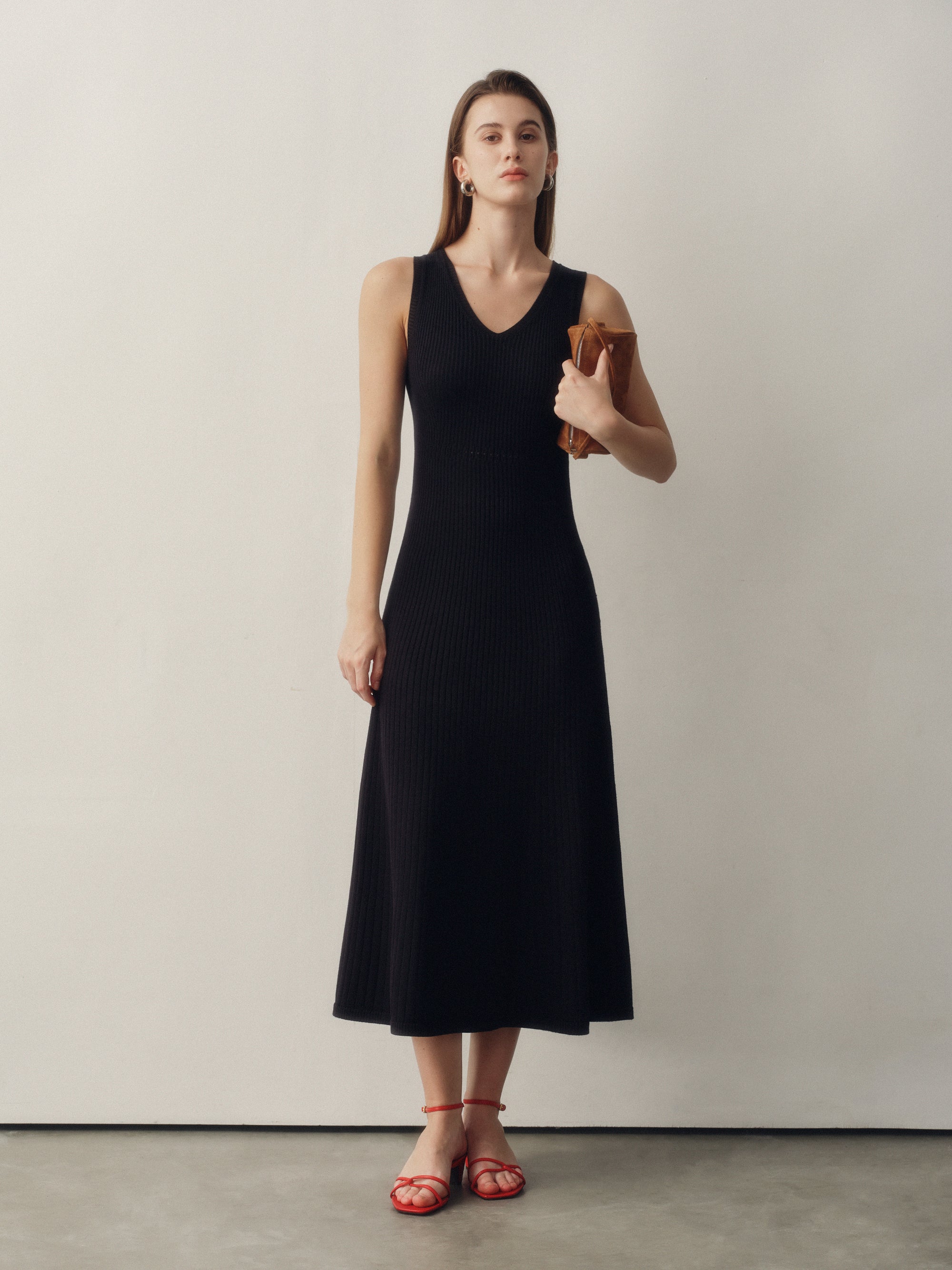 Seamless Knit Reversible Dress in Black