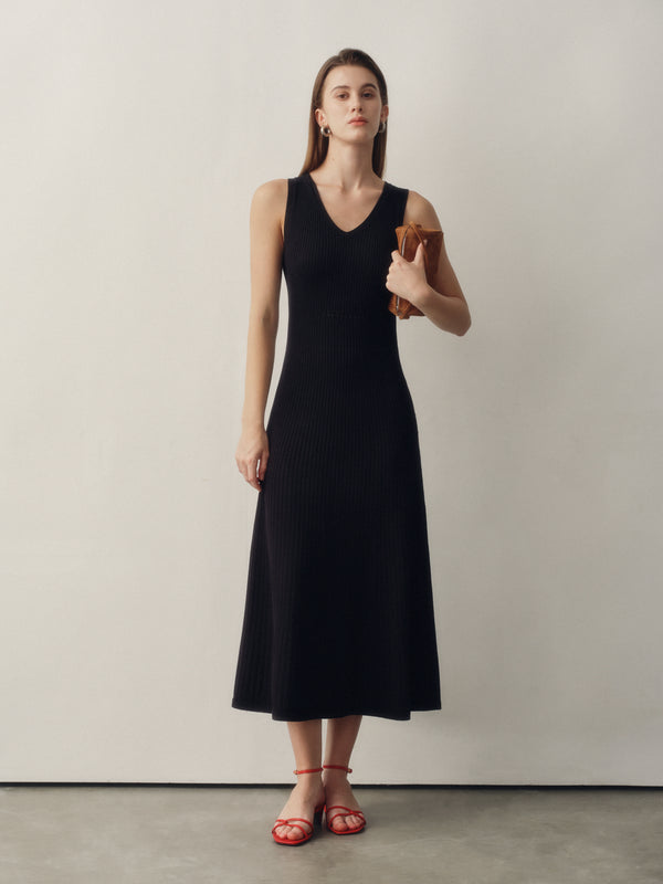 Seamless Knit Reversible Dress in Black