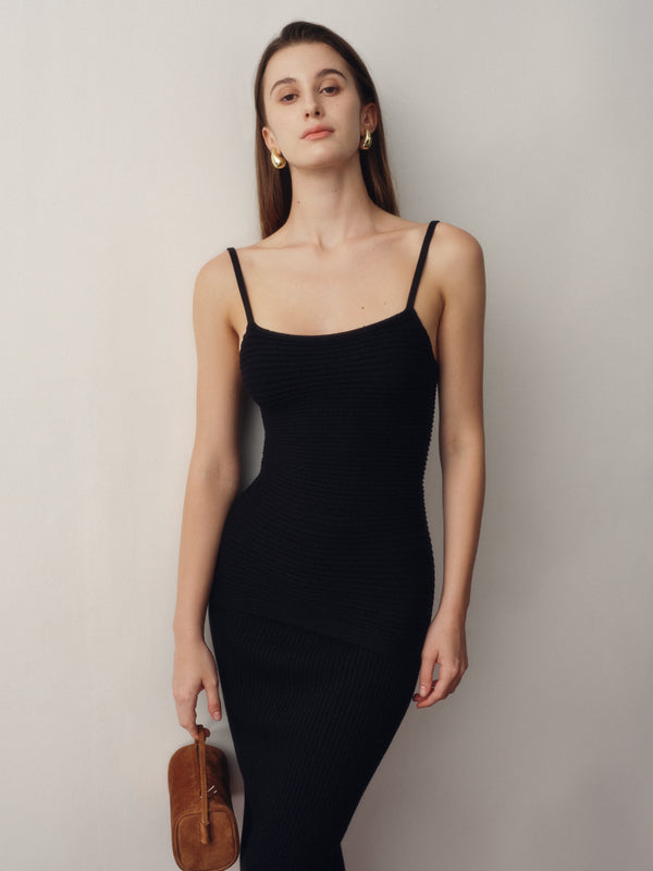 Seamless Knit Camisole Top in Black