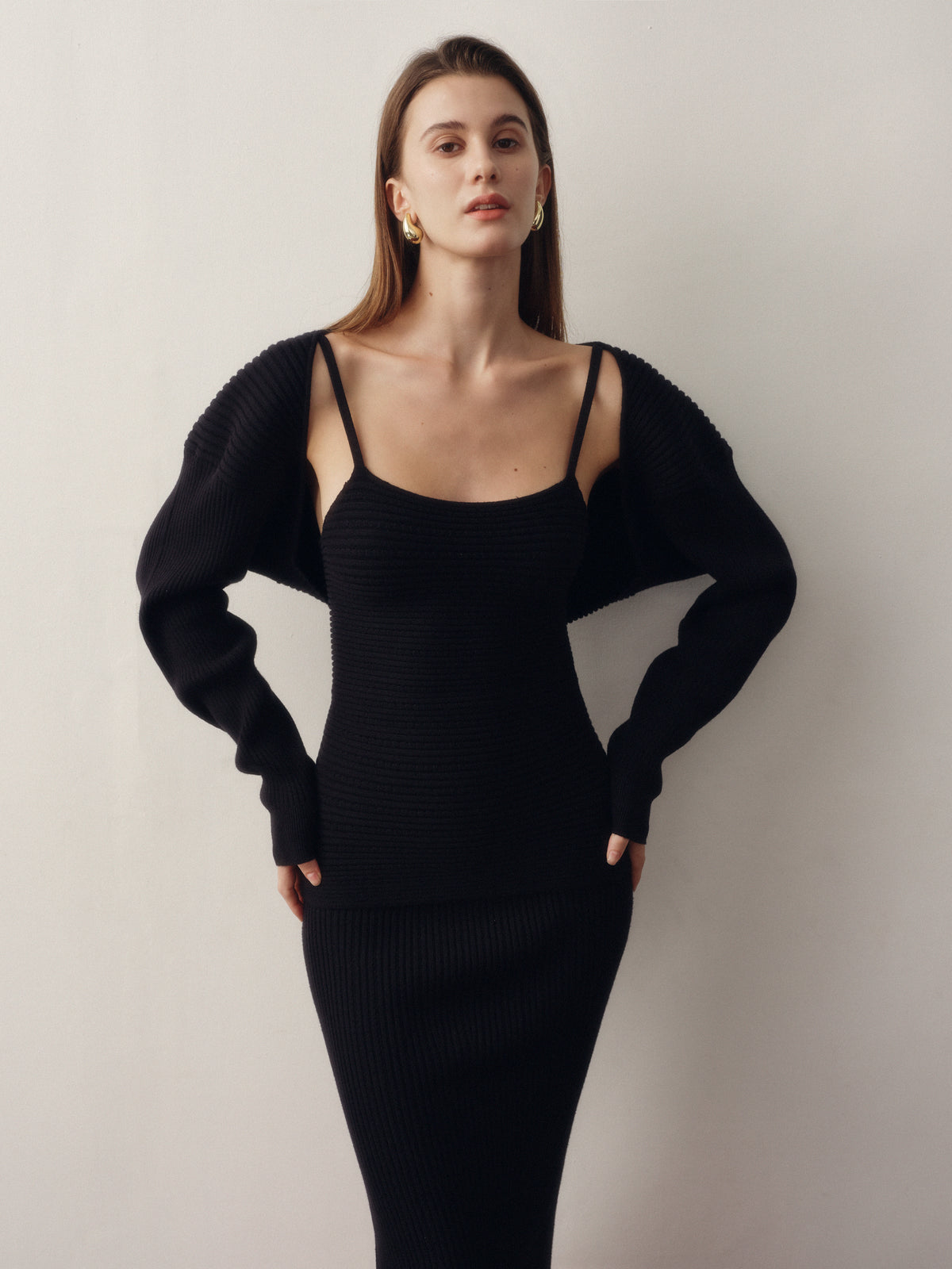 Seamless Knit Shrug Cardigan in Black