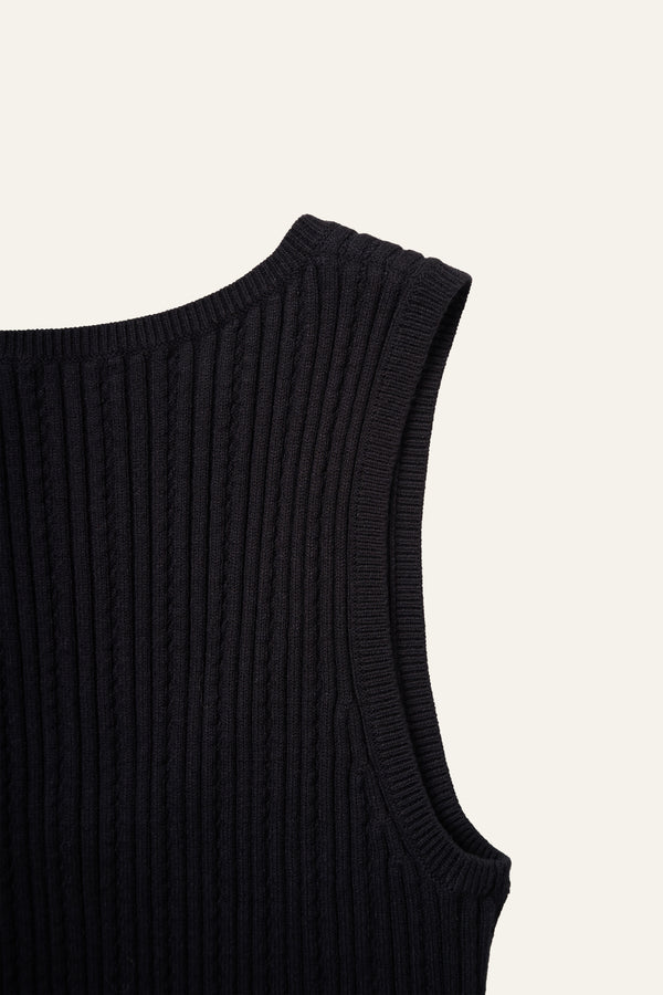 Seamless Knit Reversible Tank Top in Black