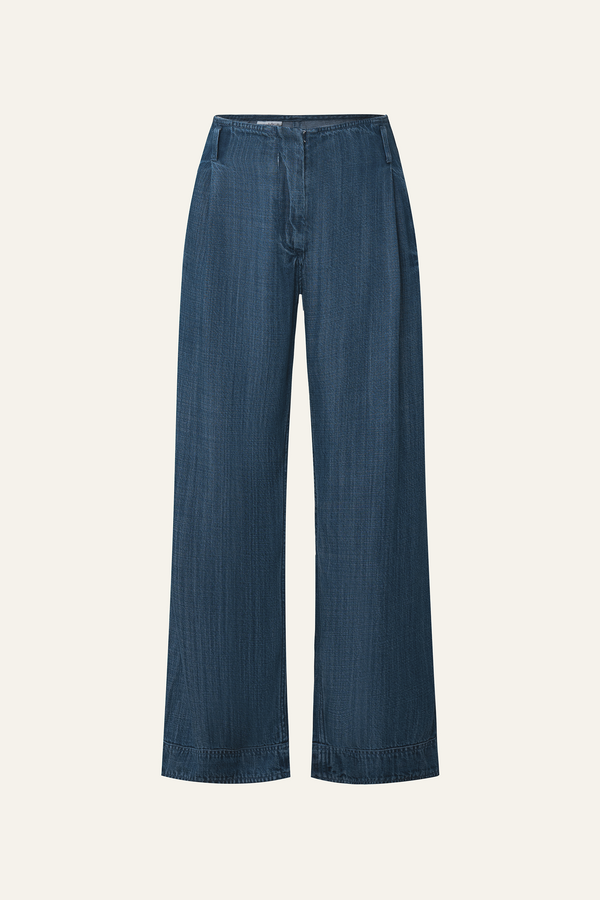 Gentle Denim Relaxed Jean in Dark Blue